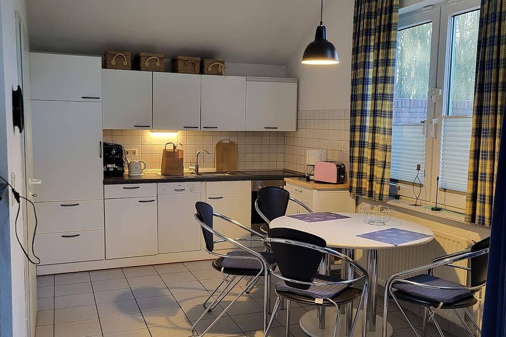 Schönes Ferienhaus mit Terasse & Garten für 4 Personen in Papenburg, Emsland