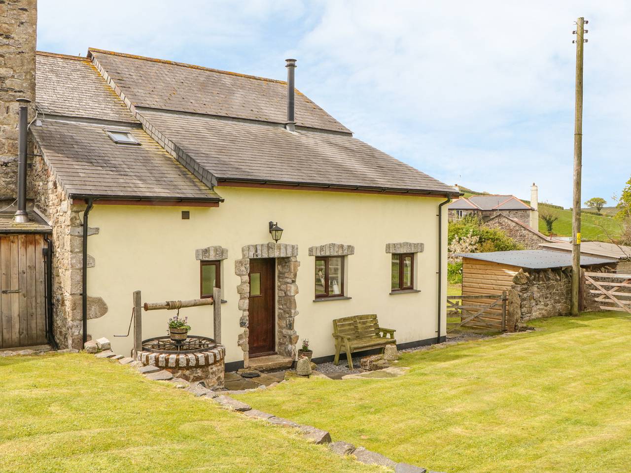 Higher Whiddon Farm Whiddon Well in Ashburton, Dartmoor