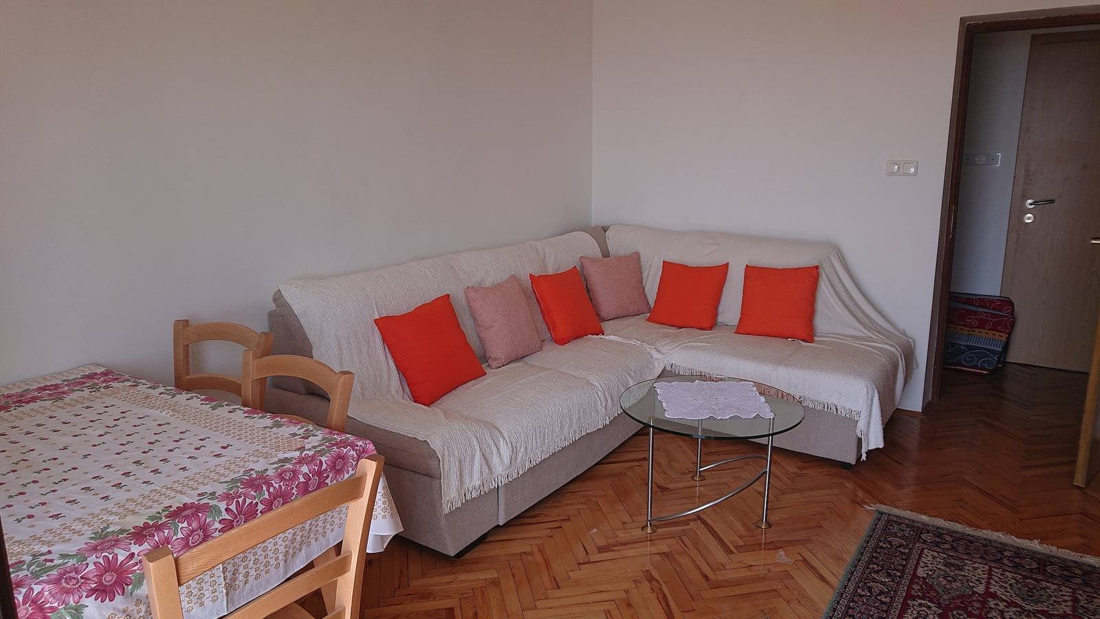 Ganze Ferienwohnung, Ferienwohnung Ksenija-privat in Paveki, Vrh Martinscice