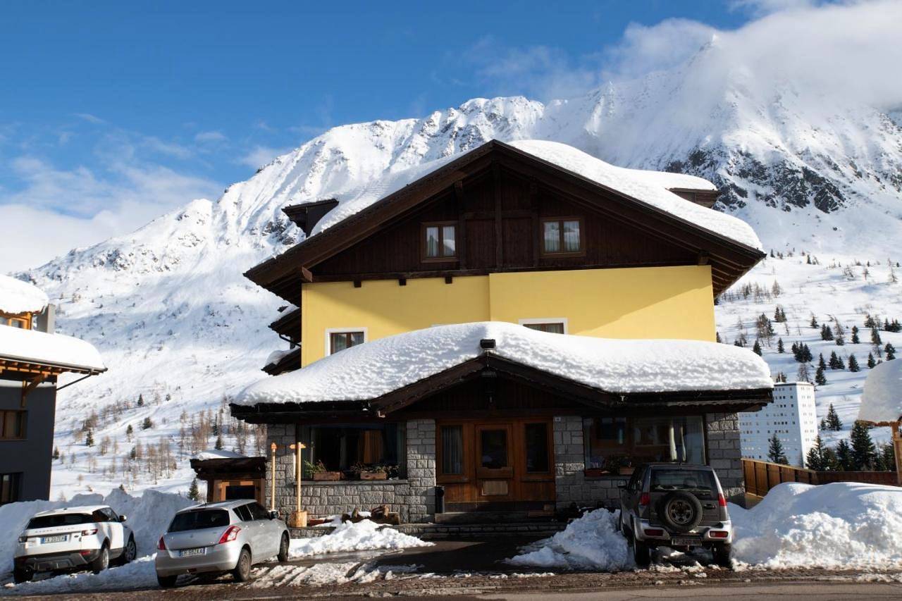 Double Room in Passo Tonale, Vermiglio
