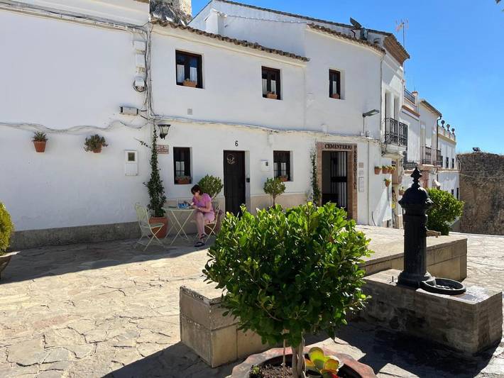 Casa rural para 6 personas, con terraza y vistas en Olvera - 2