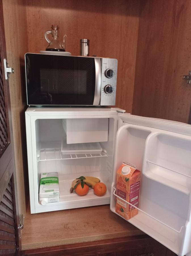 Alojamiento y desayuno para 4 personas, con Terraza y Jardín en Santa Elena - 4