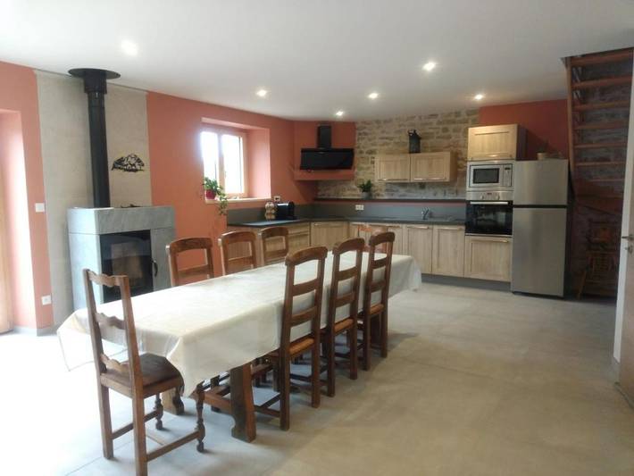 Gîte pour 11 personnes, avec Terrasse à Lavans-Vuillafans