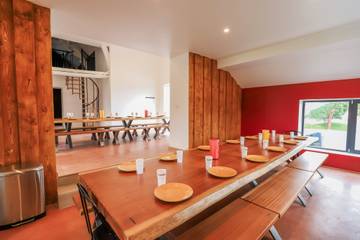 Villa pour 45 Personnes dans Millay, Parc naturel régional du Morvan, Photo 2