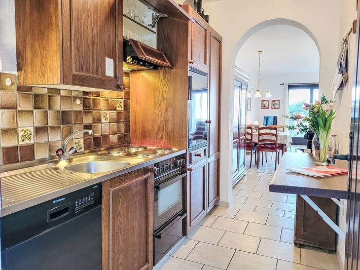 Ferienwohnung für 4 Personen, mit Balkon und Garten sowie Seeblick in Gambarogno - 2