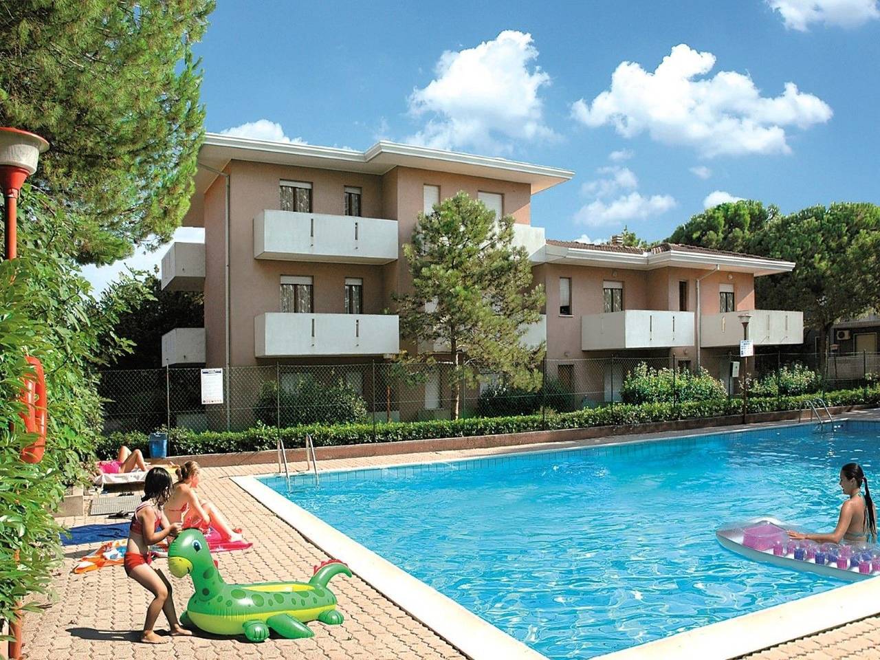 Geheel appartement, Vakantieappartement voor 5 personen met balkon/terras in Lignano Sabbiadoro, Provincie Udine