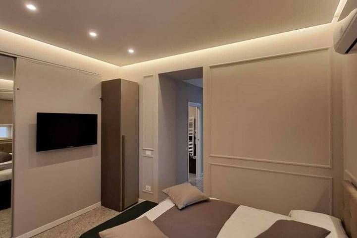 Ganze Wohnung, Delightful beachfront apartment equipped with all the comforts in Ostia, Rom
