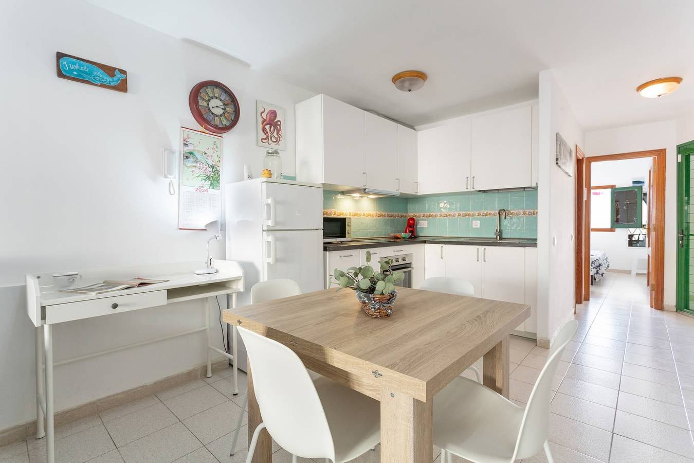 Appartement entier, Vacances 'La Casita' avec vue sur la mer, terrasse partagée et Wi-Fi in Puerto de Corralejo, La Oliva