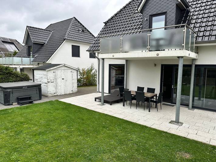 Ferienhaus für 8 Personen, mit Garten und Sauna sowie Pool und Whirlpool, kinderfreundlich in Göhren-Lebbin - 3