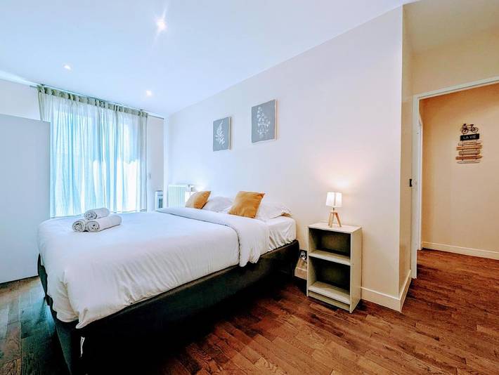 Gîte pour 8 personnes, avec jardin à Clamart - 4