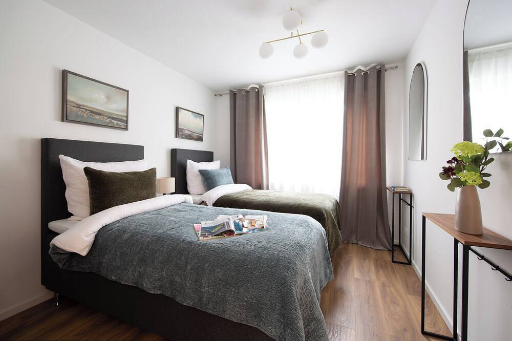 Ganze Wohnung, Große Designer Wohnung mit Terrasse bei München in Unterschleißheim, Oberbayern