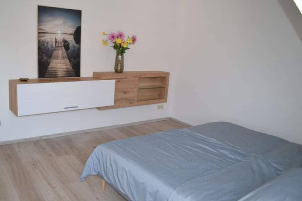 Ganze Wohnung, Unterkunft , Ferienwohnung . Fremdenzimmer, Pension , Monteurszimmer  Schönebeck in Schönebeck (Elbe), Elbe-Börde-Heide