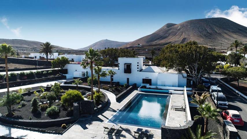 Apartahotel para 2 personas, con Terraza y Jardín además de Piscina y Vistas en Lanzarote