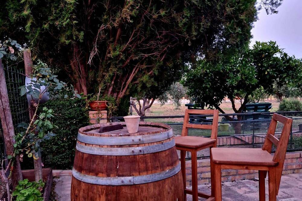 Geheel appartement, Kamer L'aratro in Crotone, Provincie Crotone