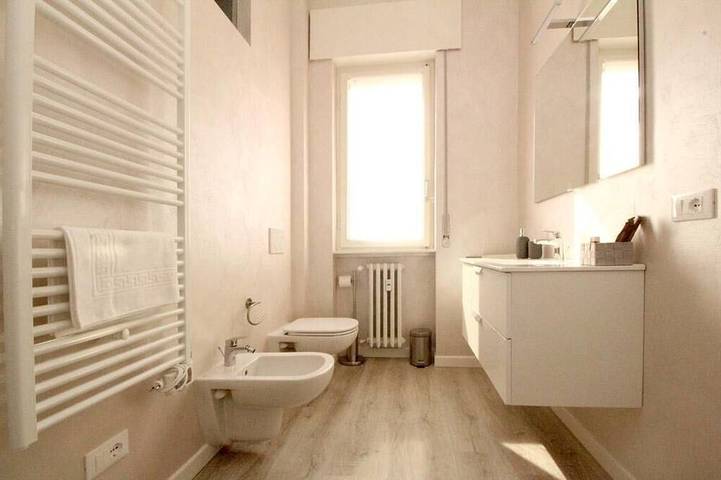 Ganze Wohnung, Tranquility and comfort in a modern and original setting! in Mantua, Mantua Provinz