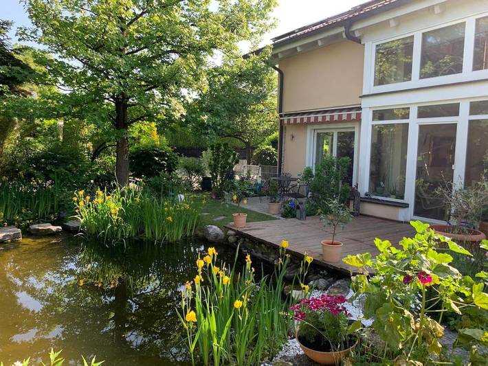 Ferienwohnung für 4 Personen, mit Terrasse und Garten sowie Sauna und Ausblick