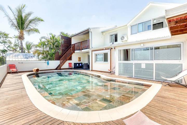 Gîte pour 4 personnes, avec vue ainsi que balcon et piscine à La Possession - 3