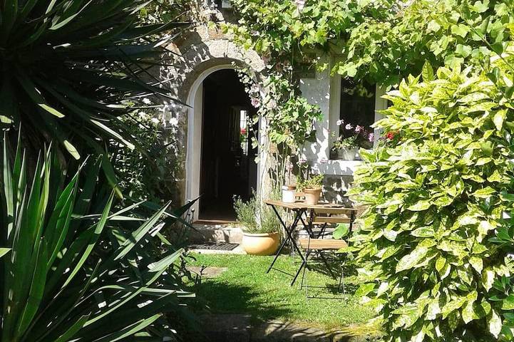 Gîte pour 5 personnes, avec Terrasse et Jardin