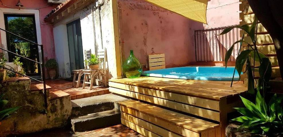 Location de vacances pour 5 personnes, avec vue ainsi que piscine et balcon à Acireale - 3