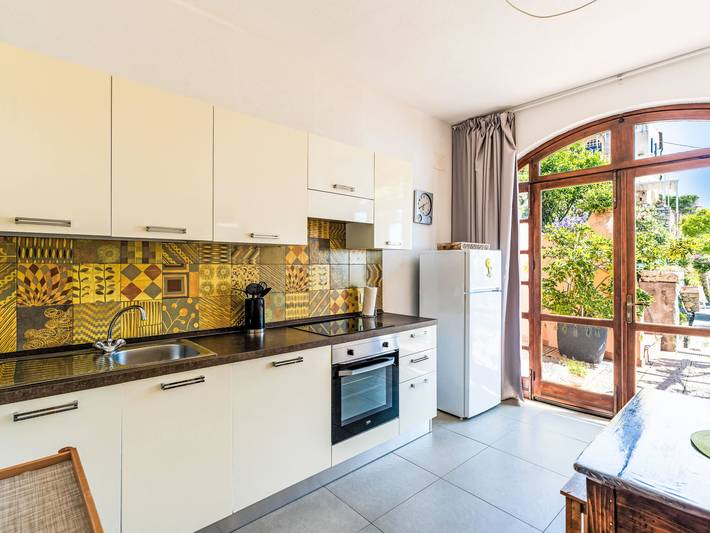 Ferienwohnung für 5 Personen, mit Terrasse und Garten in Finale Ligure Gemeinde - 3