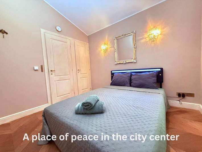 Ferienwohnung für 2 Personen, mit Terrasse und Garten sowie Whirlpool in Luxemburg (Stadt)