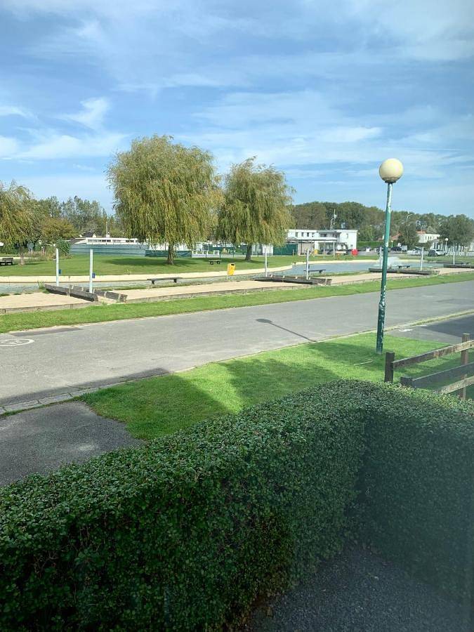 Dunenestje in Oostduinkerke, Koksijde