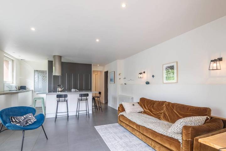 Gîte pour 4 personnes, avec terrasse dans Plage d'Albigny - 3