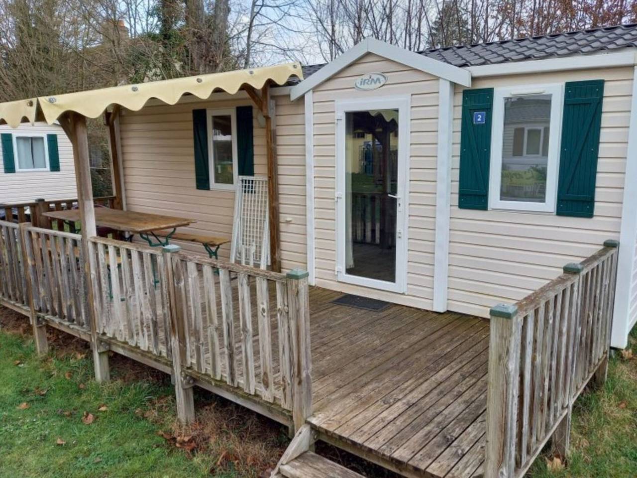 Camping para 4 Personas en Athée, Región de Dijon