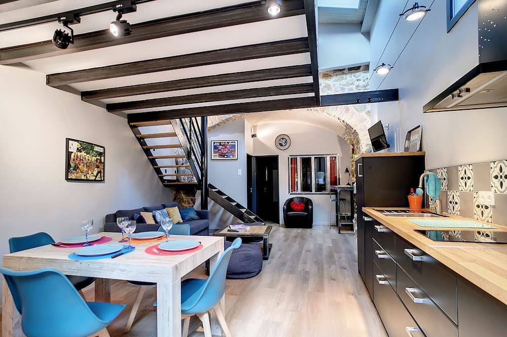 Gîte l'Atelier du Port in Saint-Pierre-de-Bœuf, Parc Naturel Régional du Pilat
