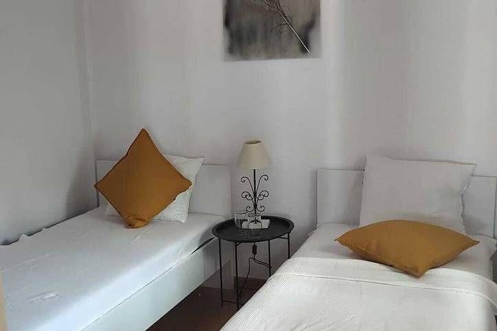 Vacation home right by the sea with a view of Gibraltar in Algeciras, Parque Natural del Estrecho