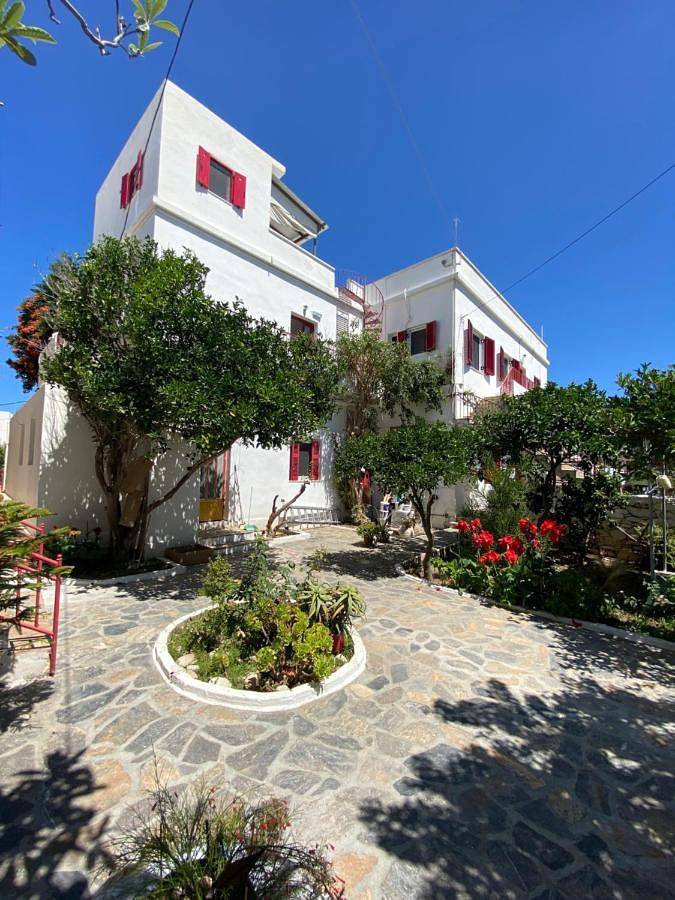 Appart’hôtel pour 2 personnes, avec Terrasse et Jardin dans Amorgos