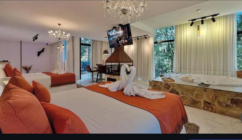 Casas e apartamentos de temporada para 2 pessoas, com jacuzzi e jardim e ainda sauna em Camanducaia
