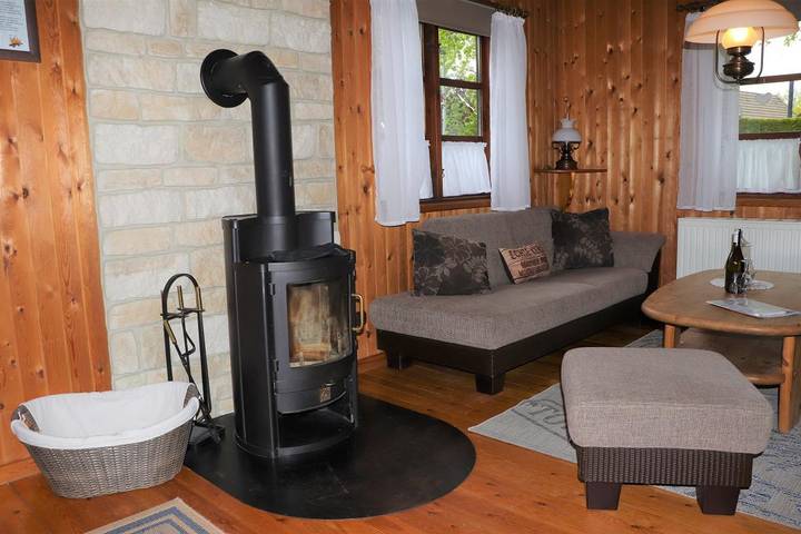 4 Personen Ferienhaus mit Kaminofen und Kanu in Otterndorf in Otterndorf, Cuxland