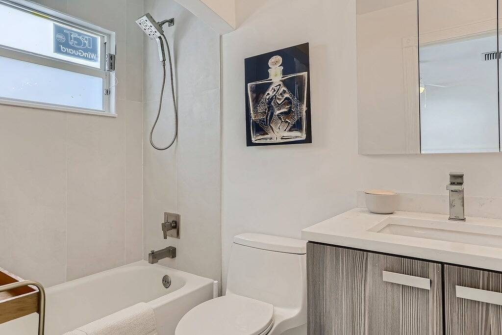 Little Havana - Unwind in a Tropical Garden Retreat with Private Pool in West Palm Beach, Palm Beach County