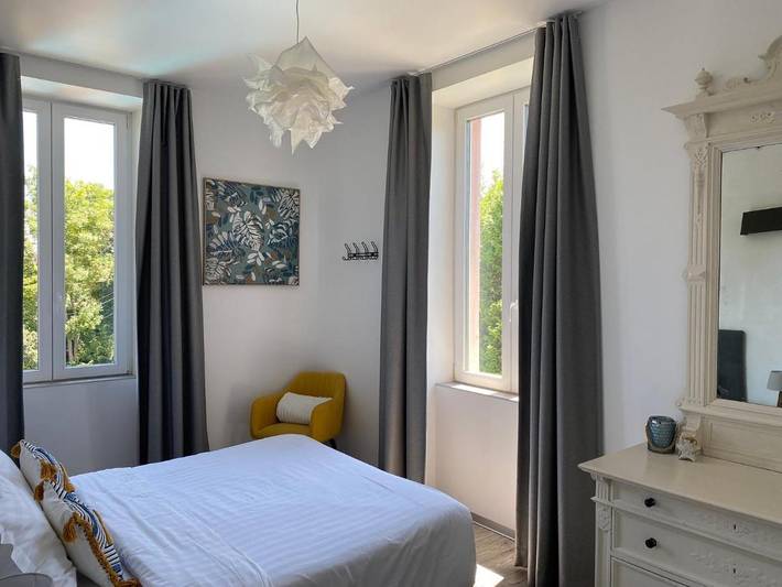 Location de vacances pour 2 personnes, avec piscine et jardin dans Ensisheim