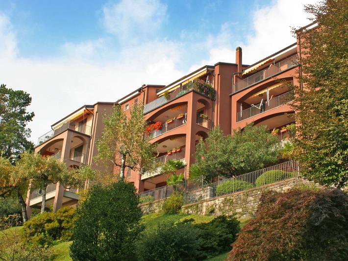 Ferienwohnung für 8 Personen, mit Seeblick und Kinderpool sowie Garten und Balkon - 1