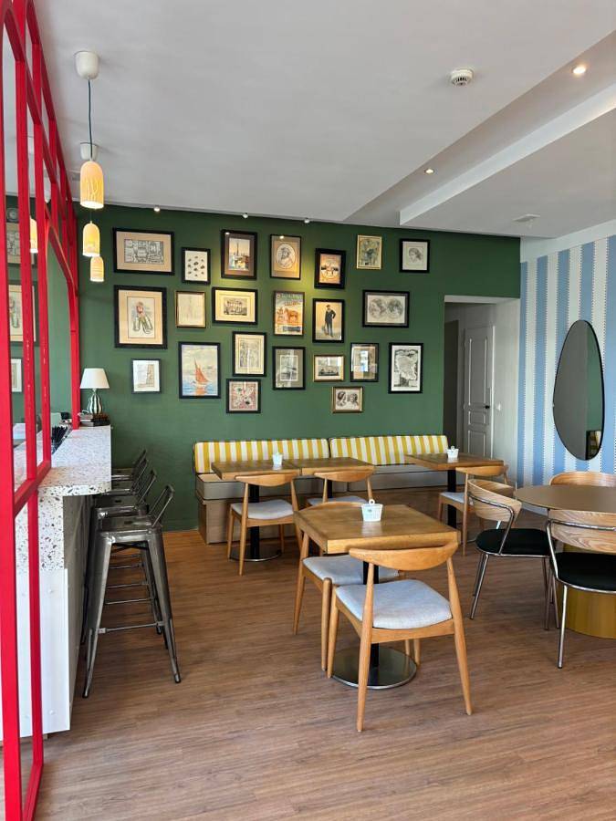 Hôtel pour 2 personnes, avec jardin et jacuzzi ainsi que piscine et sauna, animaux acceptés dans Plage du Bureau - 2