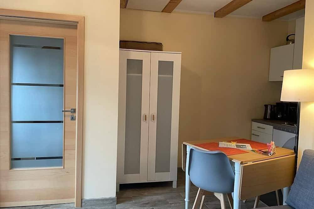 Ganze Wohnung, Gemütliche Ferienwohnung Nr. 2 von 2 im Dg im Spreewald Schlabendorf am See in Schlabendorf, Luckau