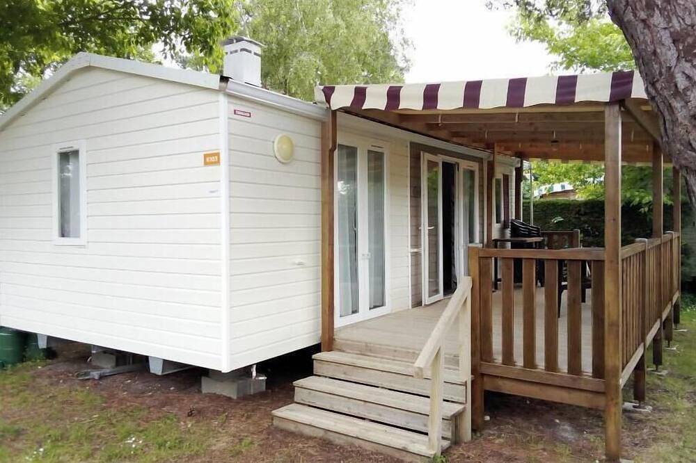 Location Mobil Home En Basse Saison in Les Mathes, Côte de Beauté