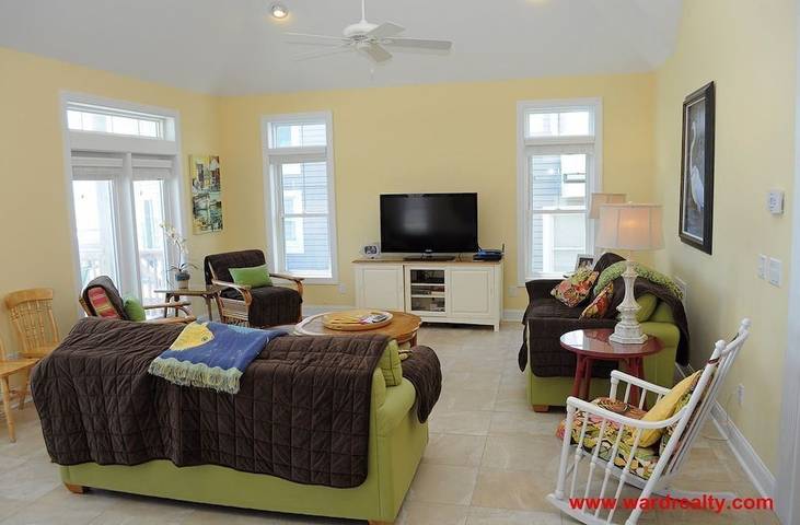 Vacation house for 12 people, with balcony in North Carolina