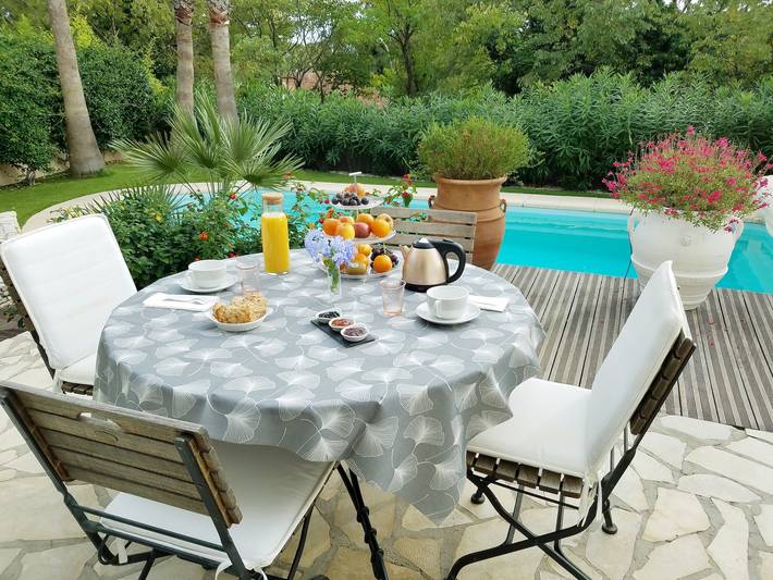 Gîte pour 2 personnes, avec jardin et piscine dans l' Hérault - 3