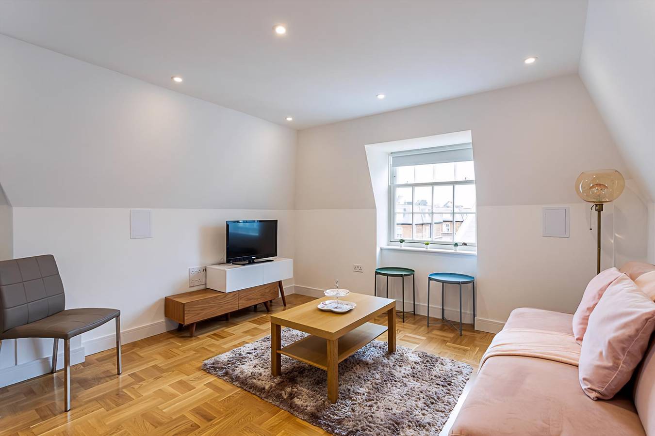 Ganze Wohnung, Modern and Stylish Apartment in West Kensington in Hammersmith und Fulham, London