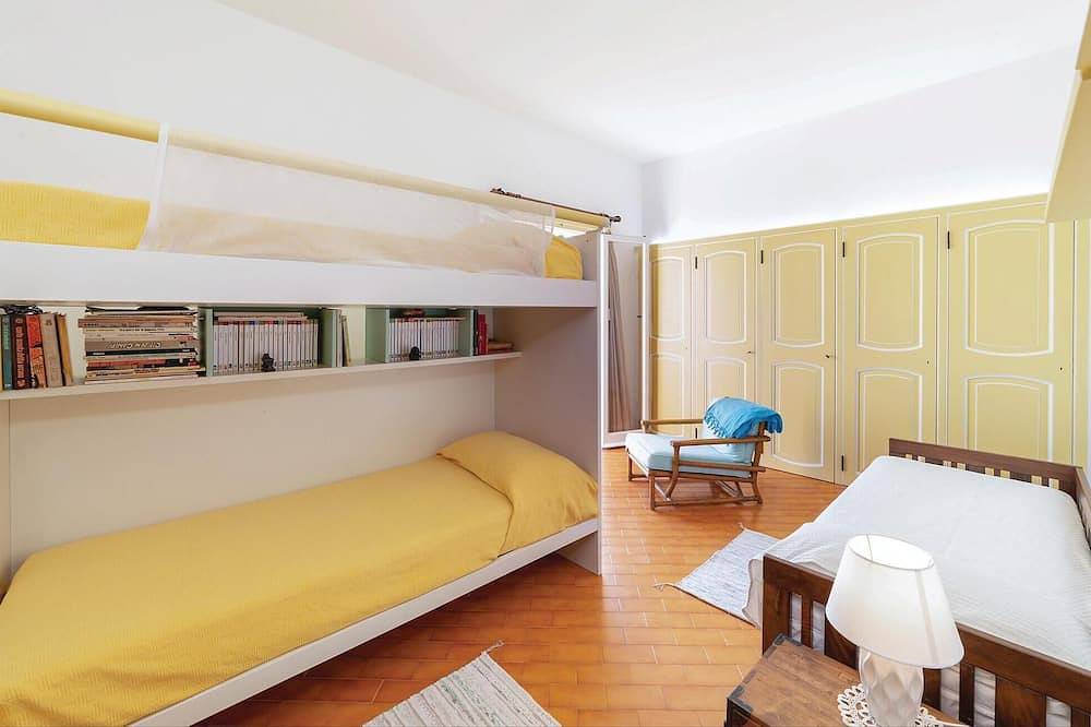 Prachtig huis met 4 slaapkamers in. in Villa San Giovanni, Provincie Palermo