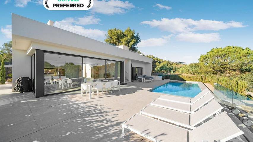 Villa pour 8 personnes, avec terrasse et piscine à Orihuela