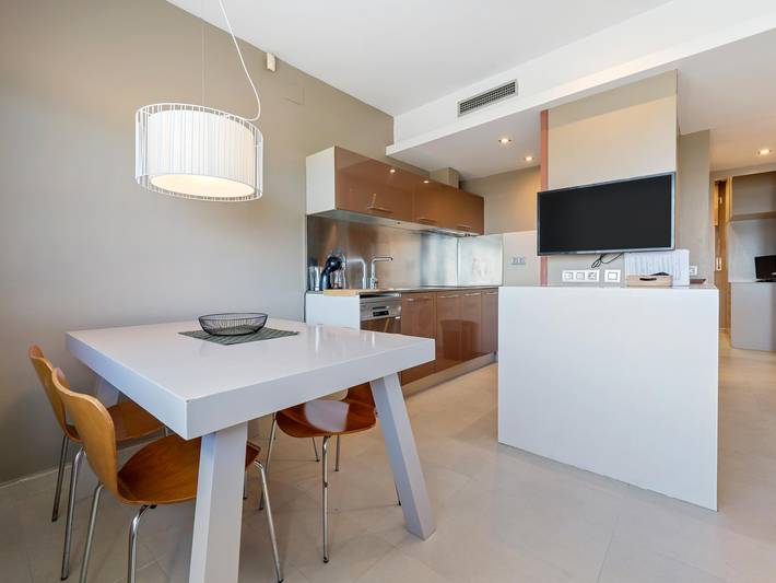Apartamento vacacional entero, ¡Localización, localización, localización! in Platja de Baix a Mar (Torredembarra), Torredembarra