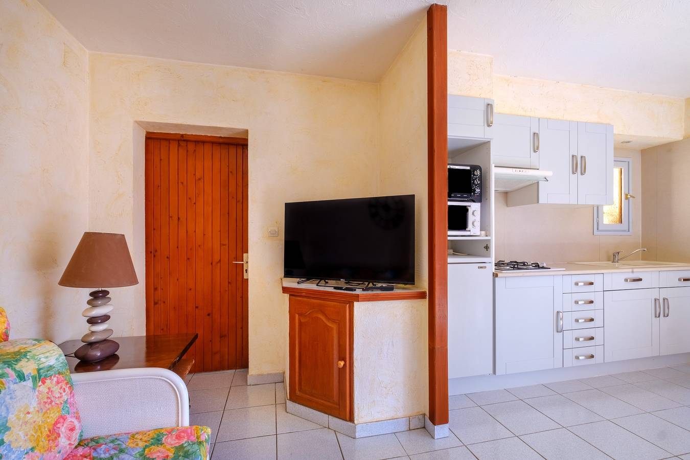 Ganze Wohnung, Ferienwohnung '4 Personen Le Tignet' mit Pool, gemeinsamem Garten und Wlan in Le Tignet, Mittelmeerküste (Frankreich)
