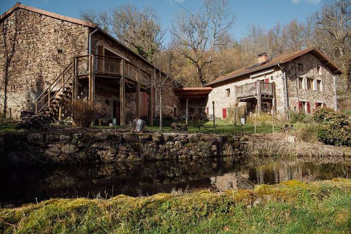 Gîte pour 4 personnes à Saint-Rirand