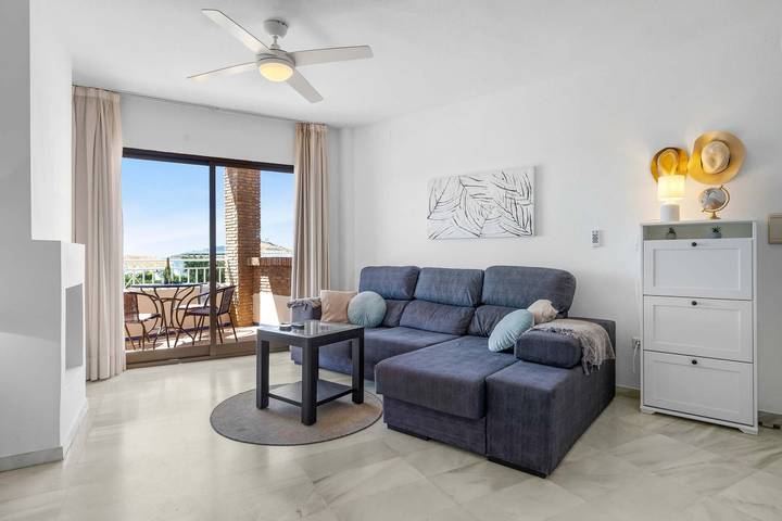 Ganze Wohnung, Beautiful Pool View Apartment â in La Cala de Mijas, Mijas