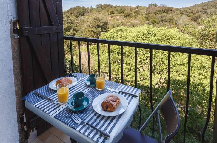 Gîte pour 5 personnes, avec balcon et vue à Gabian - 2
