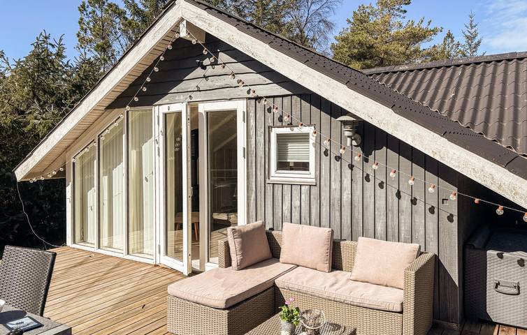 Ferienhaus für 6 Personen mit Terrasse in Napstjert, Jerup